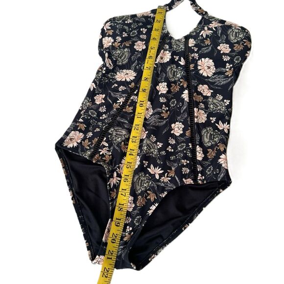 NWOT O'Neill Swimsuit X-small Colleen Floral Deep V-Neck Cheeky One Piece Xs - Picture 8 of 9